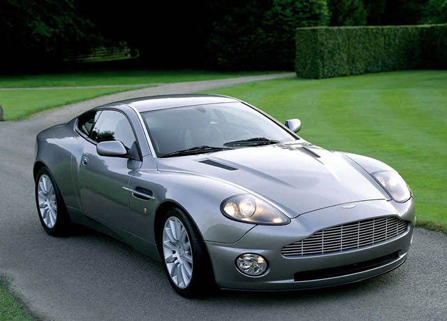 AstonMartinVanquish5[1].jpg